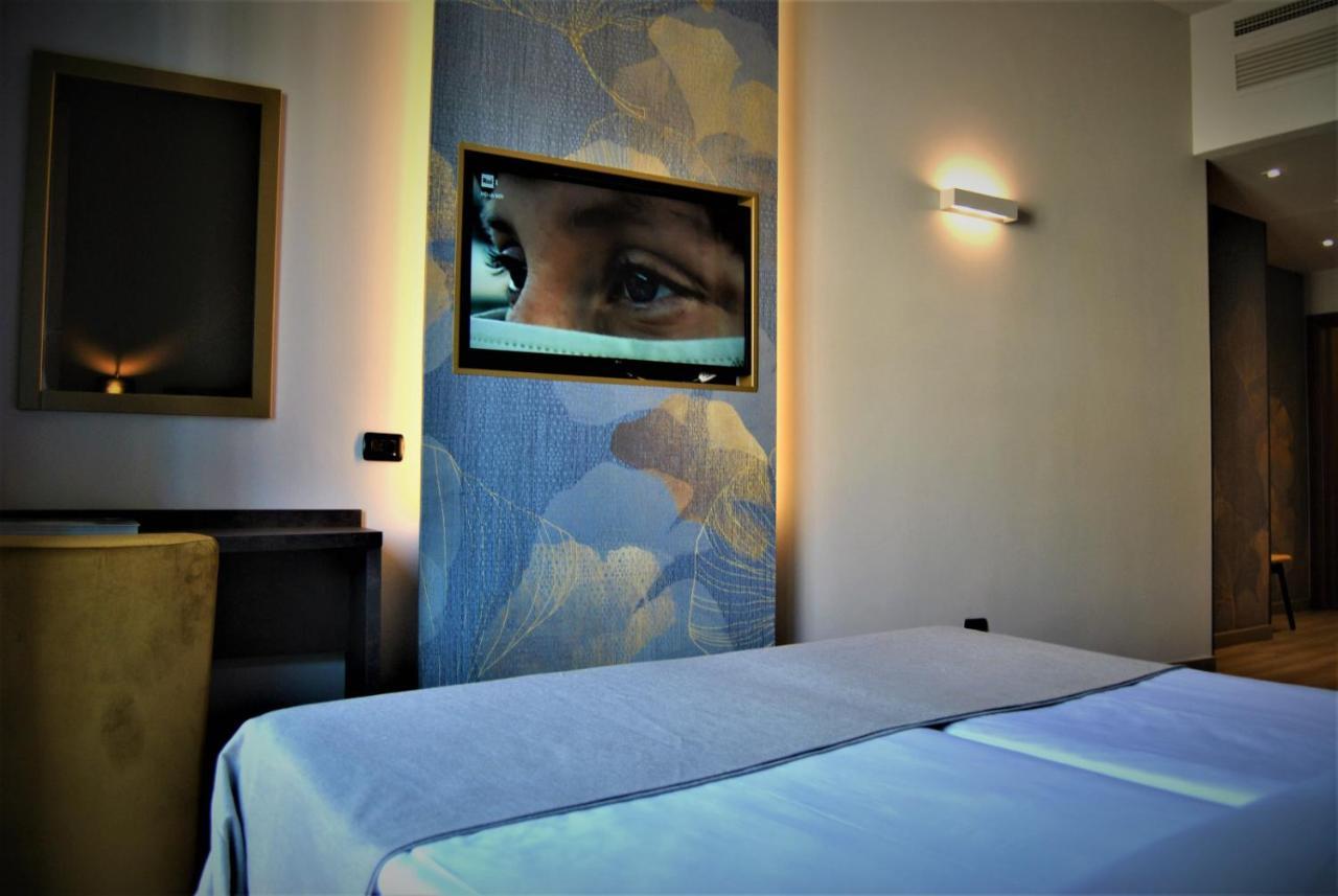 Mokinba Hotels King Milan Extérieur photo